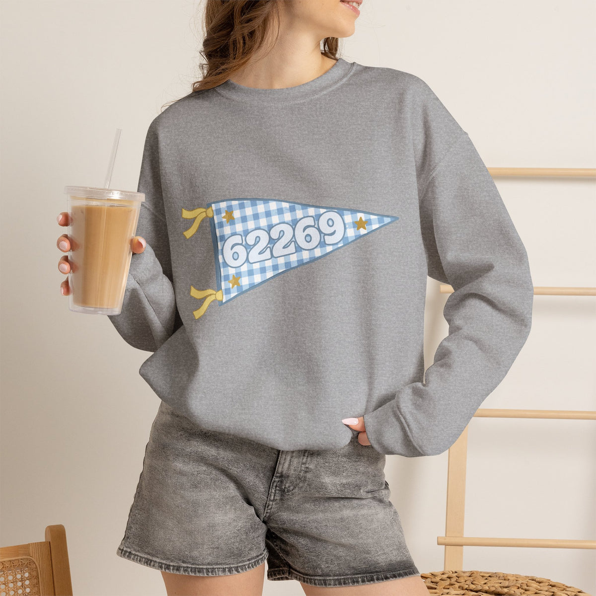 62269 Gingham Plaid Pennant Crewneck